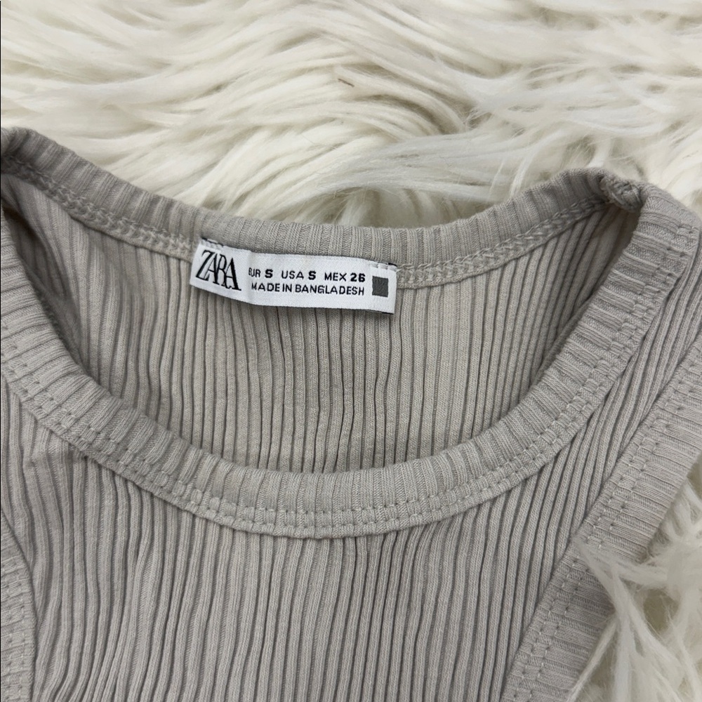 2 Piece Zara Ribbed Tanks - Picture 4 of 5